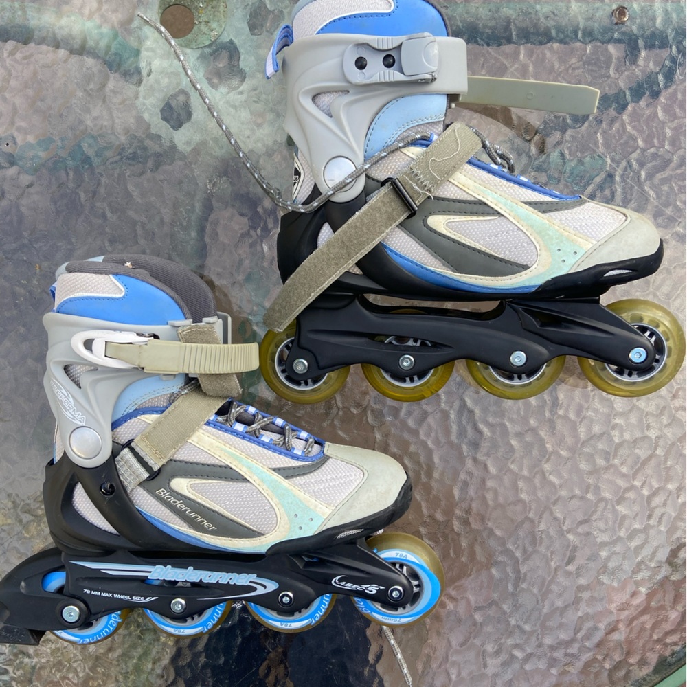 Bladerunner rollerblades